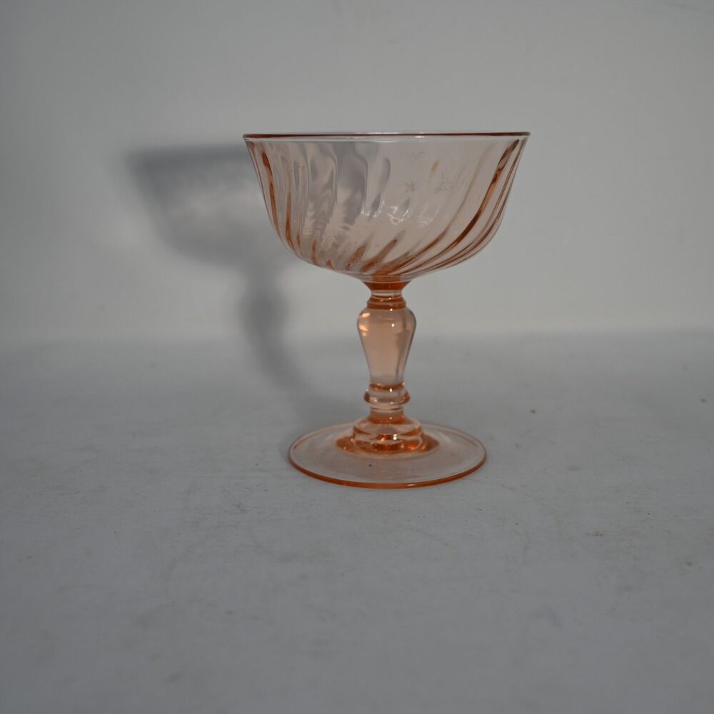 Vintage Arcoroc Rosaline Pink Swirl Coupe Sherbet Glass France